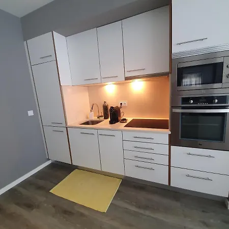 Palace Fernandes With Jacuzzi * Calheta (Madeira)