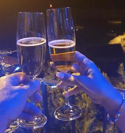 Palace Fernandes With Jacuzzi Hébergement de vacances Calheta (Madeira)