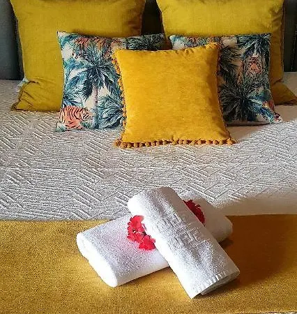 Hébergement de vacances Palace Fernandes With Jacuzzi