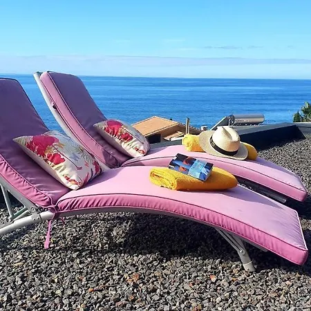 Palace Fernandes With Jacuzzi بيت للعطل كالهيتا