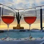 Palace Fernandes With Jacuzzi Dom wakacyjny Calheta (Madeira)