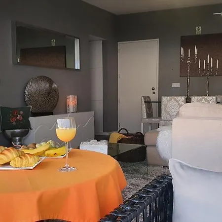 Palace Fernandes With Jacuzzi בית נופש קלייטה