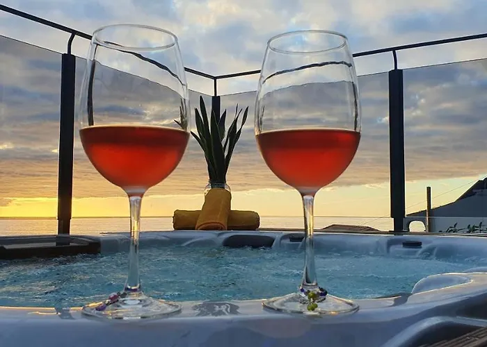 Palace Fernandes With Jacuzzi Casa de Férias Calheta (Madeira)