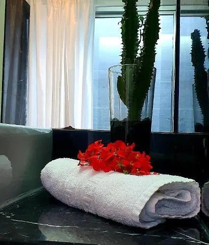 Casa de Férias Palace Fernandes With Jacuzzi Calheta (Madeira)