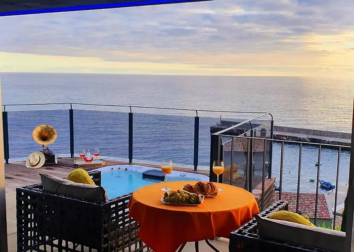 Palace Fernandes With Jacuzzi Casa de Férias Calheta (Madeira)